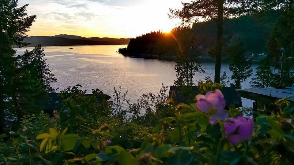 Bennett Bay Inn Coeur d'Alene Bagian luar foto